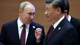 الرئيس الصيني شي جينبينغ ونظيره الروسي فلاديمير بوتين.