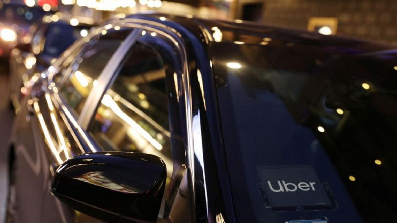 Uber forecasts operating profit above estimates as rideshare recovers