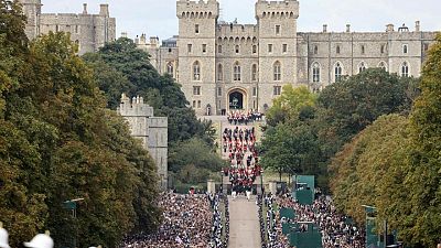 Unas 250.000 personas asistieron a despedir a la reina Isabel