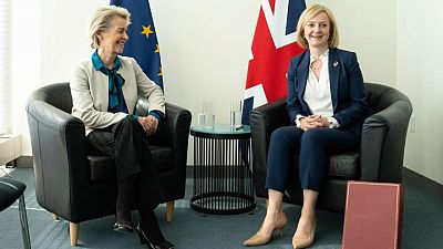 Von der Leyen y Truss dicen que la invasión rusa está fracasando