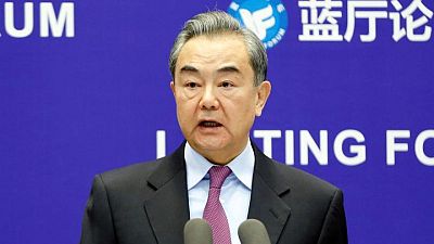 La posición de China sobre Ucrania seguirá siendo "objetiva" y "justa" - Wang Yi