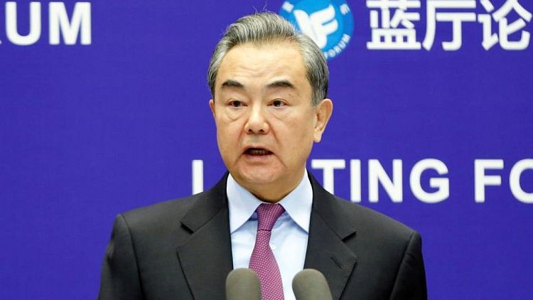 وزير خارجية الصين: موقف بكين من أوكرانيا عادل وموضوعي