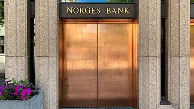 El banco central de Noruega sube las tasas de interés en 50 puntos básicos, como se esperaba