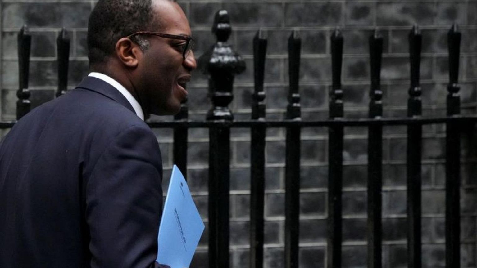 Britain outlines tax incentives for new investment zones
