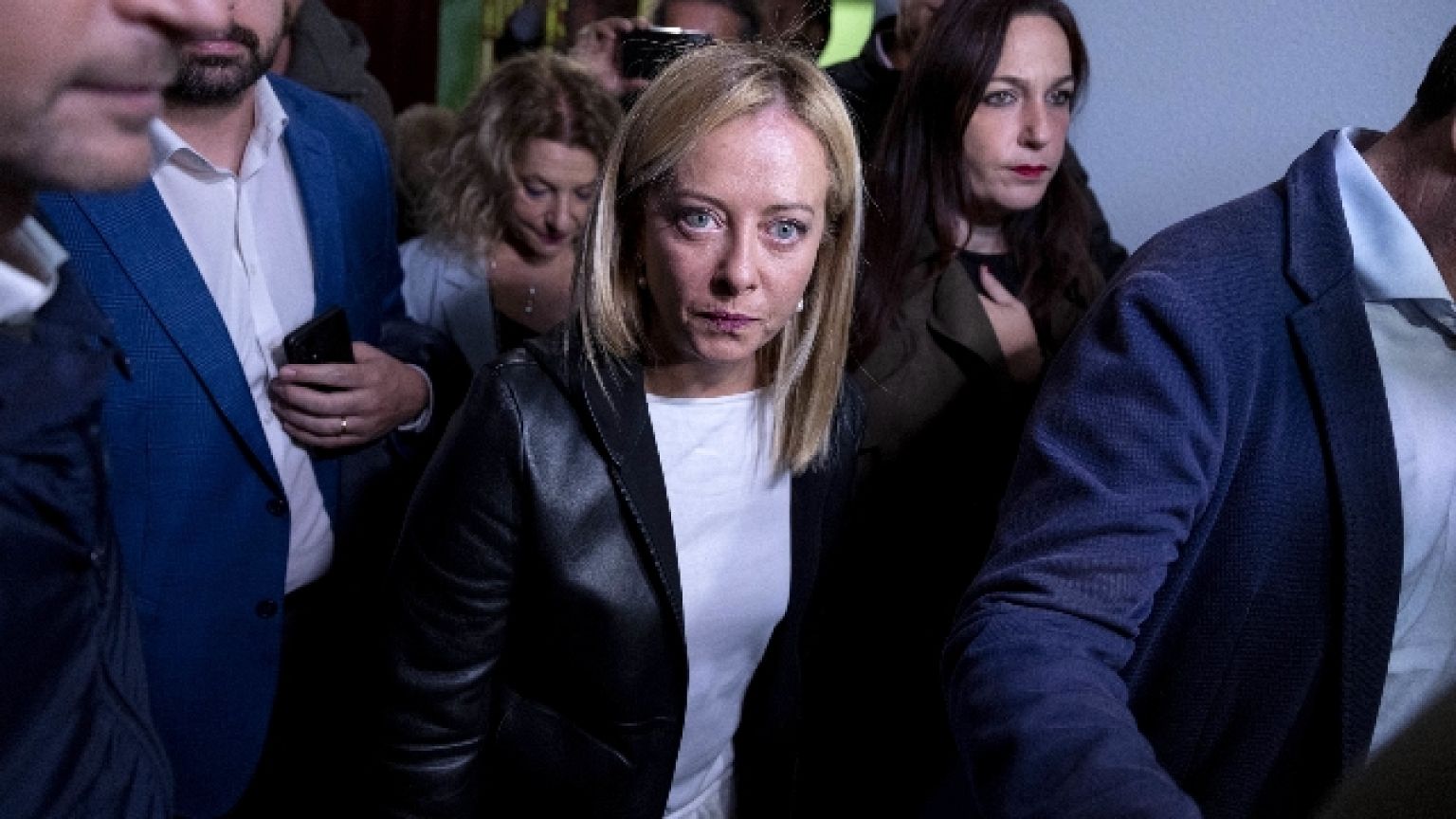Centrosinistra al 25,4%, M5S al 16,5%, Terzo Polo al 7,9%