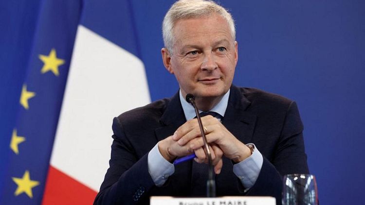 مع استمرار أزمة الوقود.. وزير المالية الفرنسي يقول وقت المفاوضات انتهى