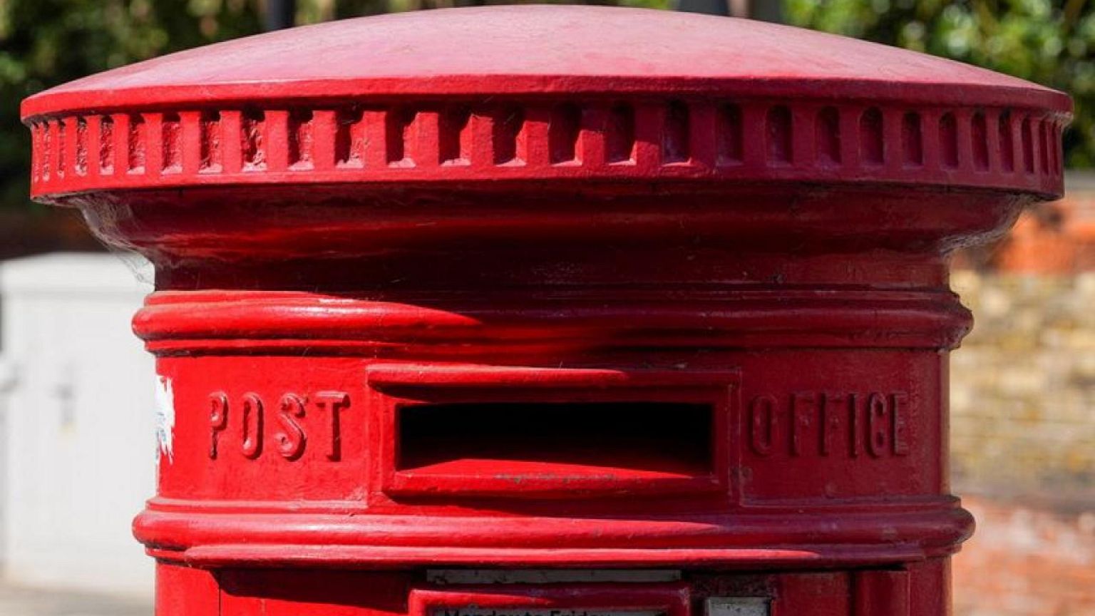 UK postal workers union calls for 19 days of strikes against Royal Mail