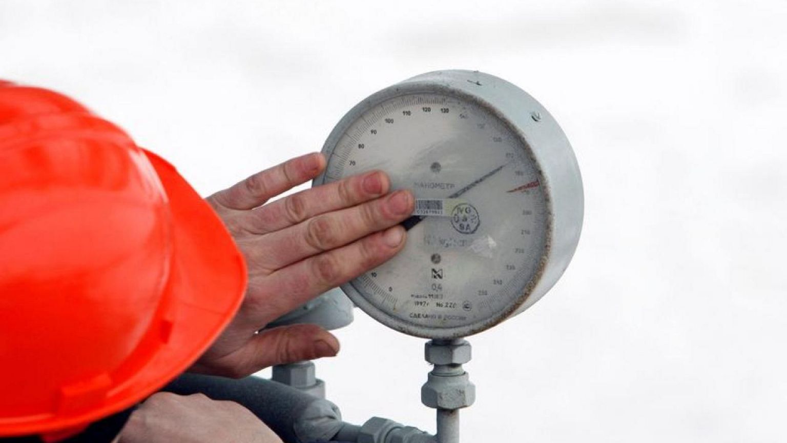 Analysis-Russia's Ukraine gas transit sanction threat a fresh blow for Europe