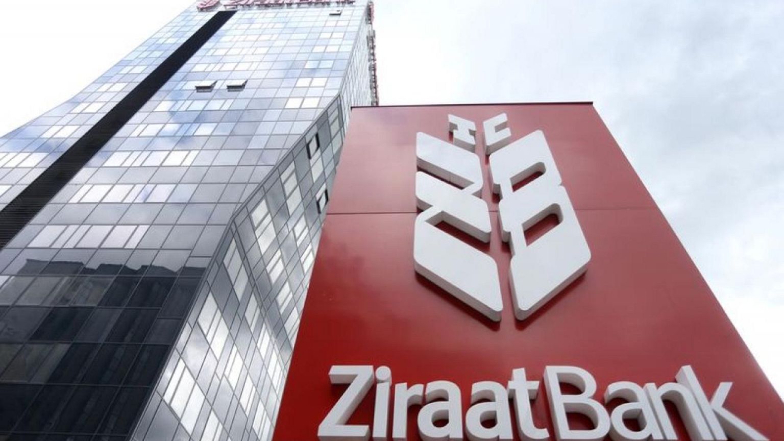 Turkey's state banks suspend use of Russian Mir payment system -finance minister