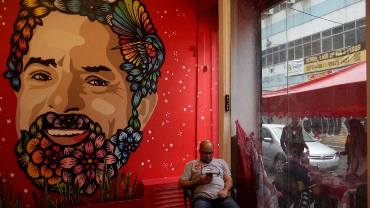 Analysis-Turnout key for Lula to clinch Brazil election in first round