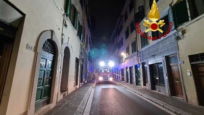 Dichiarato inagibile edificio tre piani nel centro storico