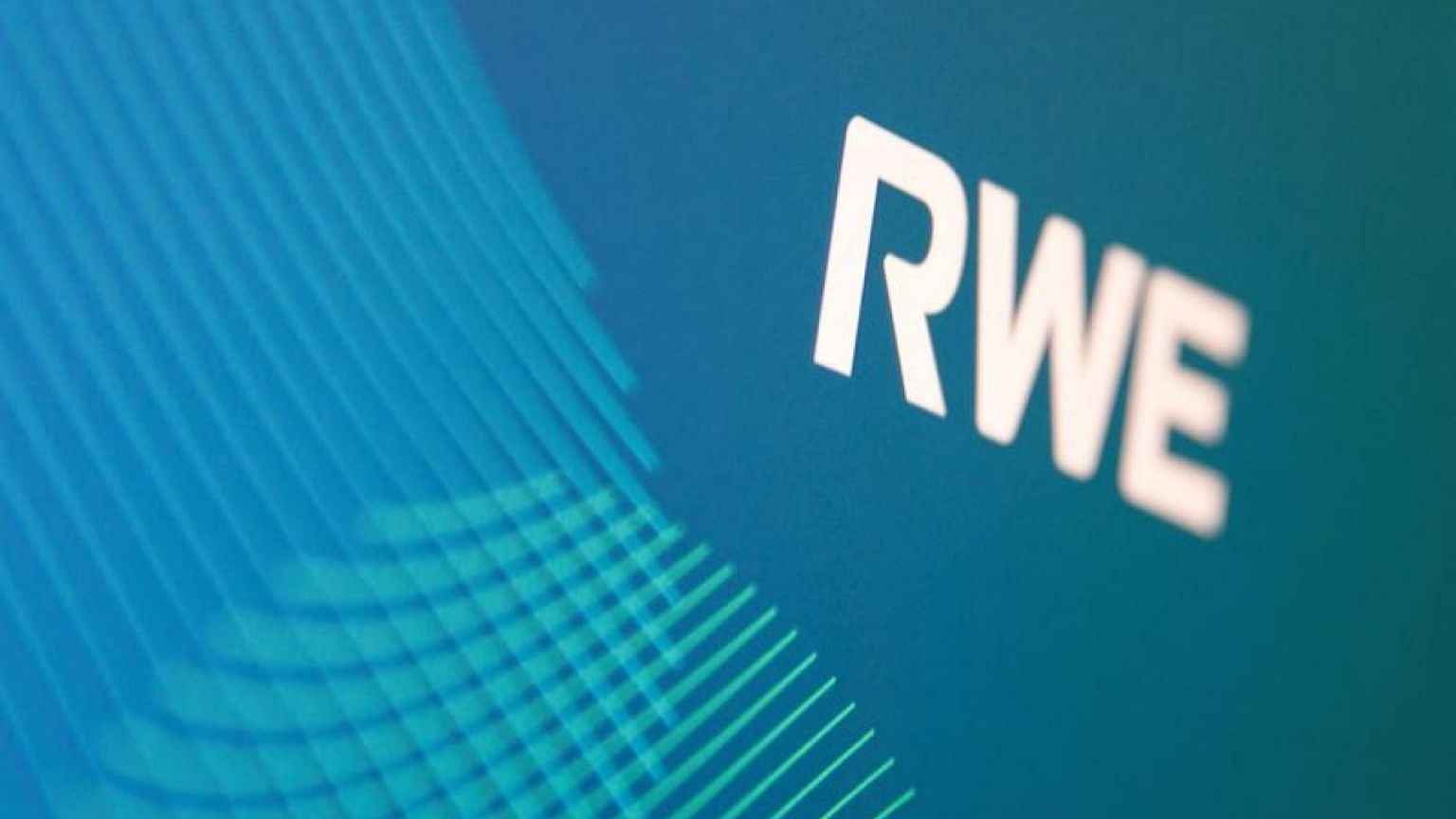 Germany's RWE buys Con Edison renewable portfolio for $6.8 billion