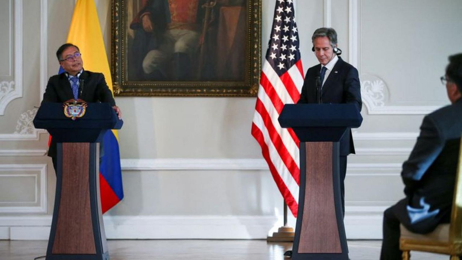 Colombia y EEUU abordan intensificar control marítimo de drogas y flujo de información -Blinken