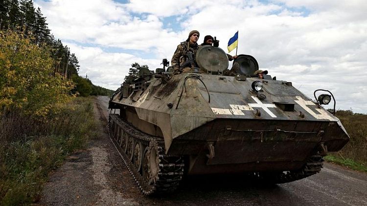 Las fuerzas ucranianas atraviesan las defensas rusas en el sur y avanzan en el este