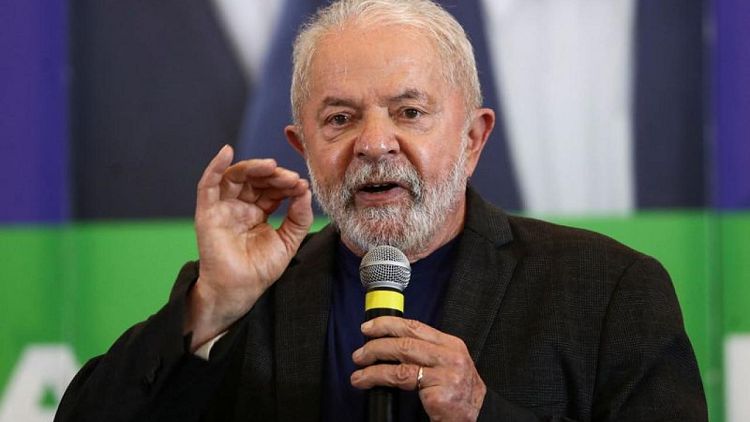 Los asesores de Lula miran los programas de sus rivales para consolidar alianzas electorales en Brasil