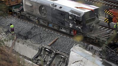 Comienza el juicio a dos acusados por la catástrofe ferroviaria de 2013 en España que mató a 80 personas