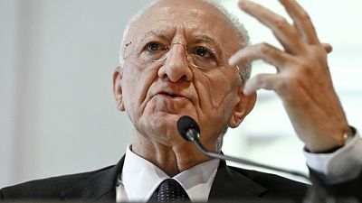 'Promuovere cessate il fuoco della durata di un mese' 'Promuovere cessate il fuoco della durata di un mese'