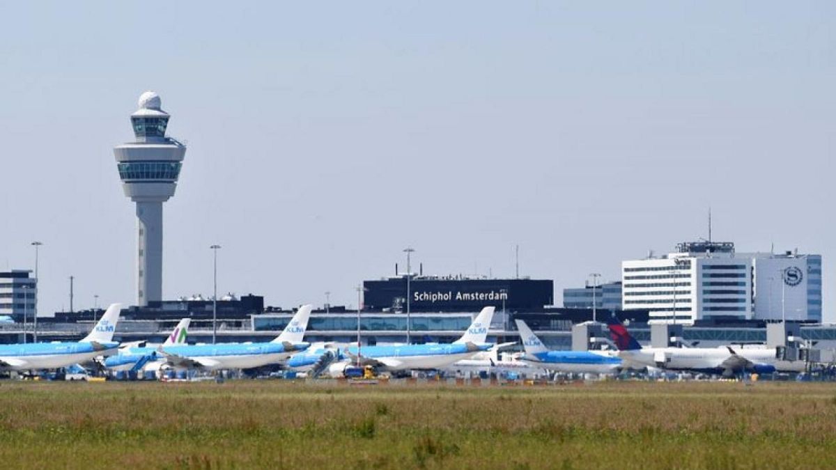 Amsterdam airport offers security workers 20% pay rise -labour union ...