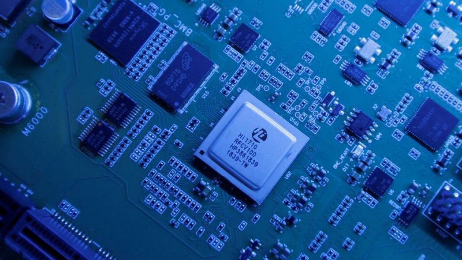 EEUU quiere frenar la industria china de los chips con nuevas normas de exportación