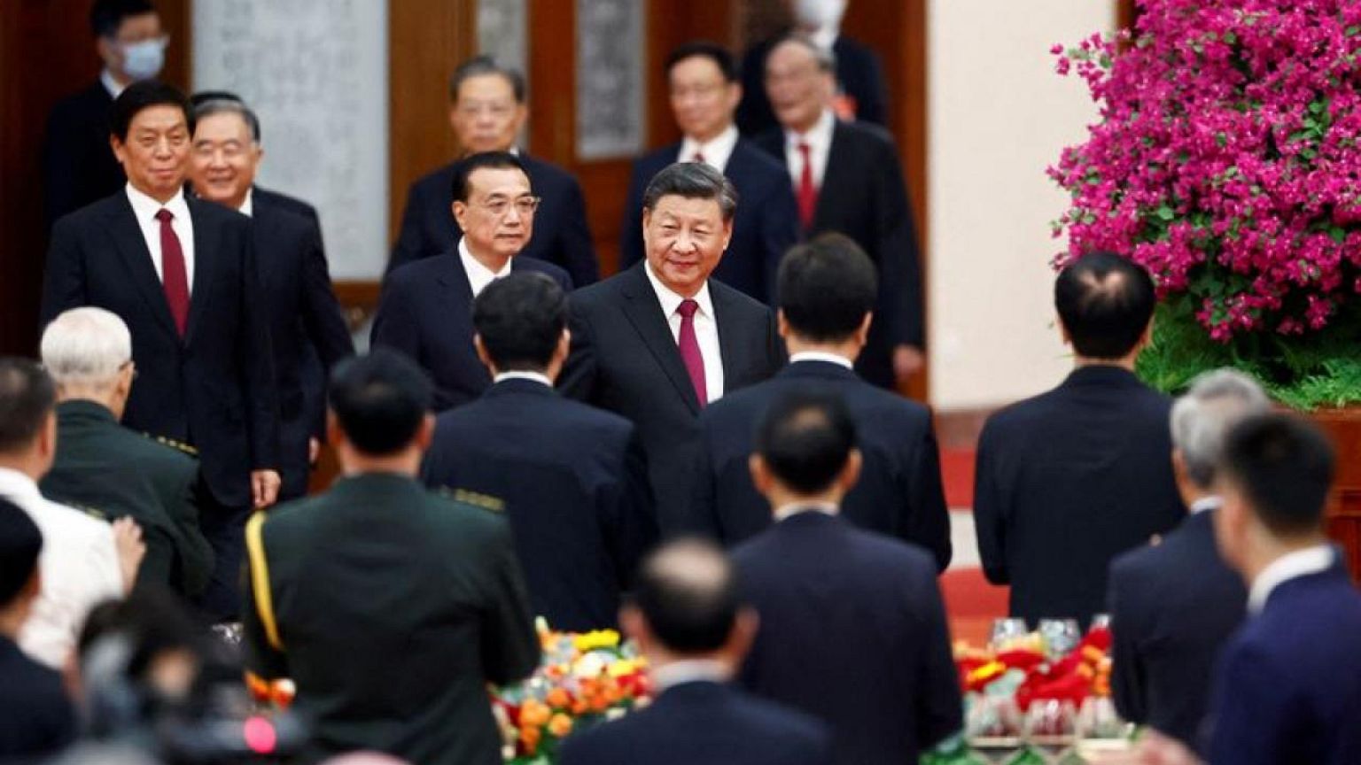 ANÁLISIS-Cómo acumuló poder Xi Jinping en China y por qué importa en un tercer mandato