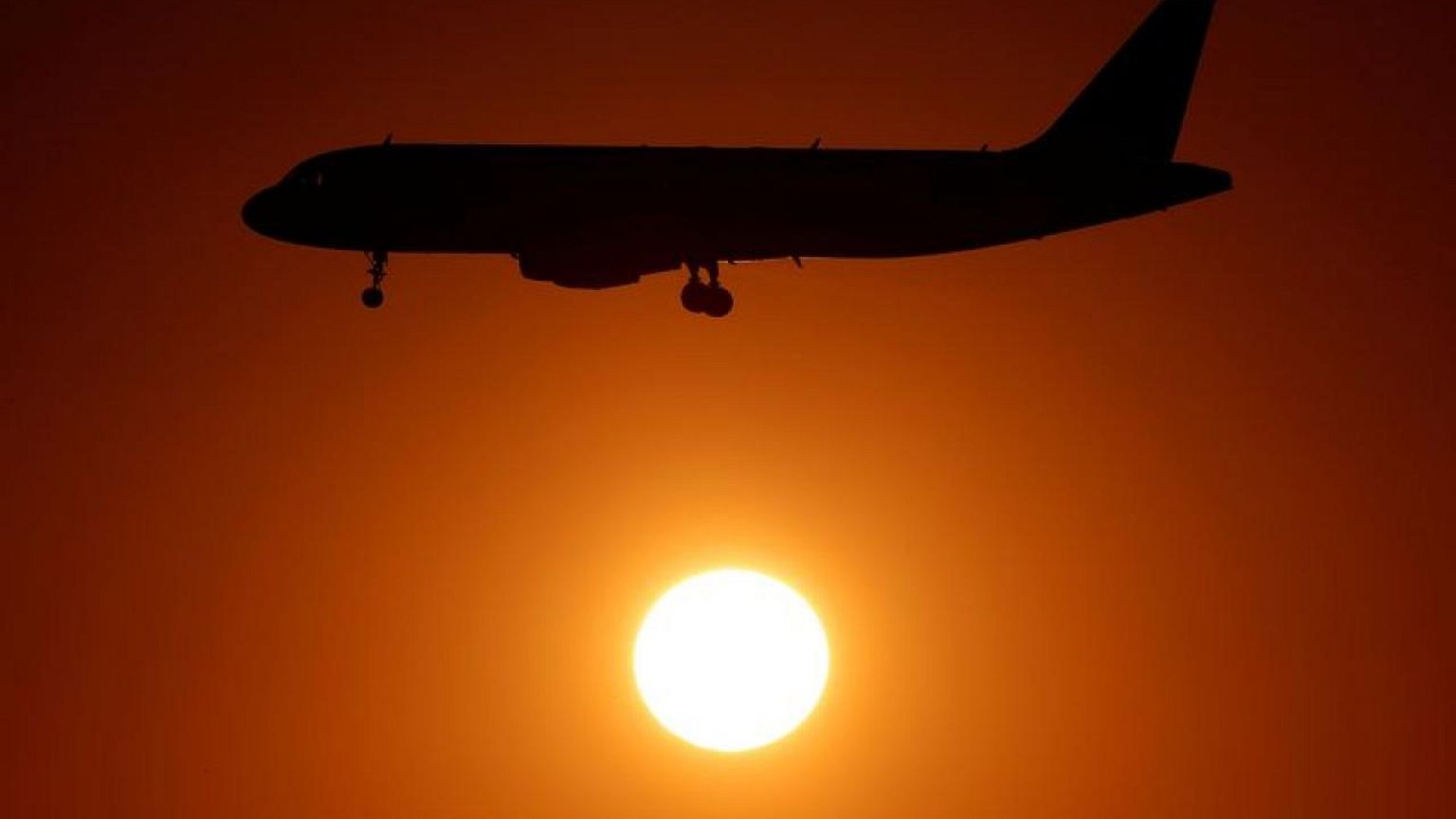 Honeywell to make lower-carbon aviation fuel from ethanol