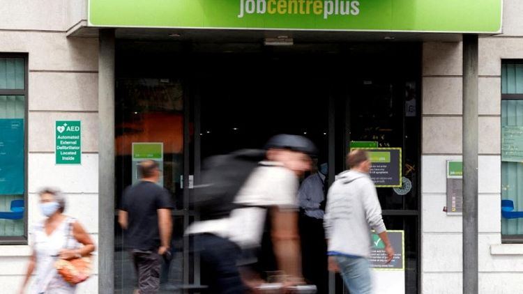 La tasa de desempleo británica aumenta ante una mayor austeridad en ciernes