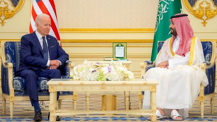 Biden promete consecuencias para Arabia Saudita tras la decisión de la OPEP+