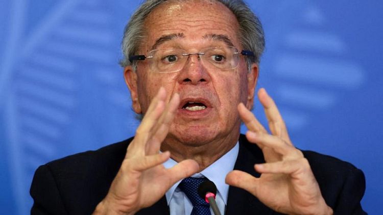 Brasil busca apoyo internacional para la presidencia del BID, dice Guedes