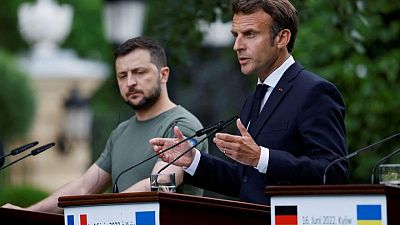 Ucrania pide a Francia que demuestre su amor con armas