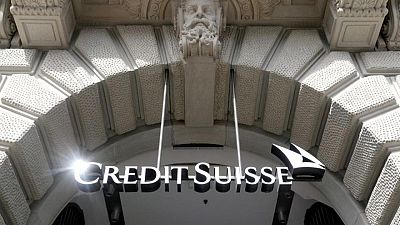 Credit Suisse contacta a un fondo de Oriente Medio para una inyección de capital, según una fuente