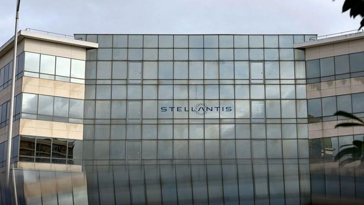 Stellantis output in Italy to fall in 2022 for a fifth year, union says