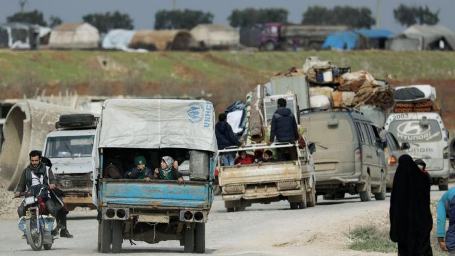 Hardline Syria rebels sweep across north, 27 killed in clashes