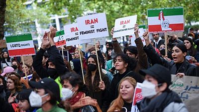 وكالة: إيران تصف دعم بايدن للاحتجاجات بأنه تدخل في شؤونها
