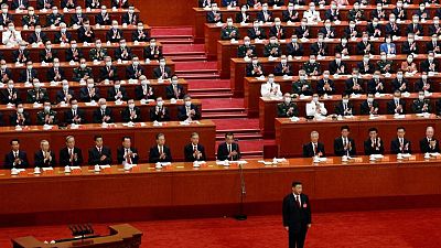 Las manos del Estado chino mantienen los mercados estables cuando Xi inaugura congreso