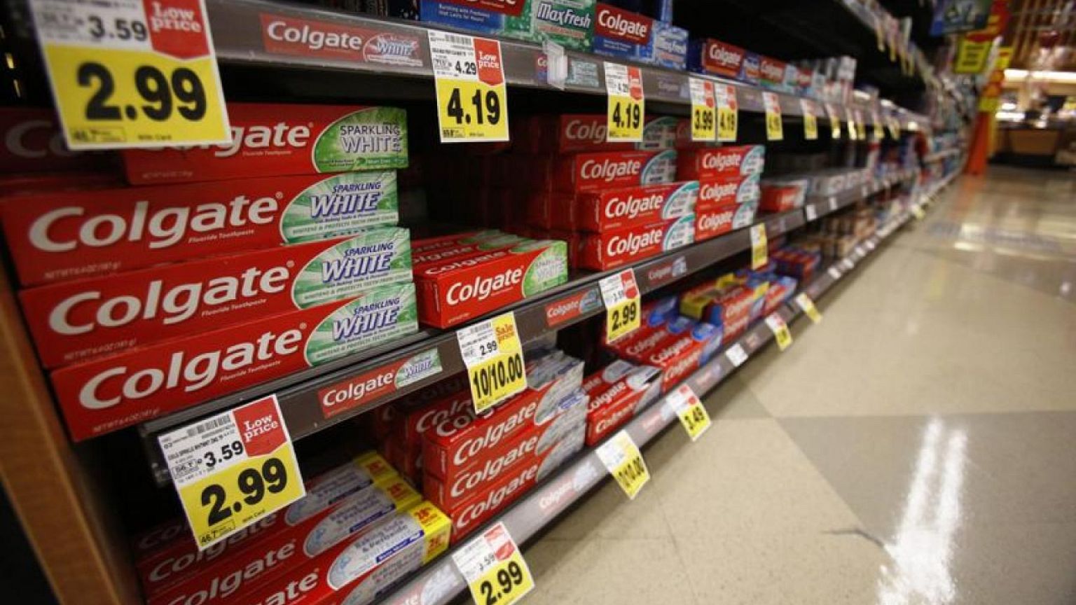 Third Point takes stake in Colgate-Palmolive, urges pet food spinoff