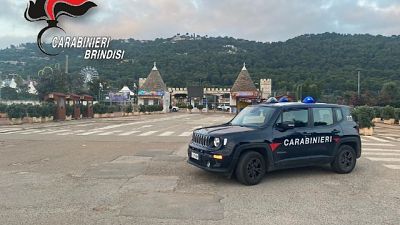 L'episodio nel settembre del 2020, indagata anche una 38enne L'episodio nel settembre del 2020, indagata anche una 38enne