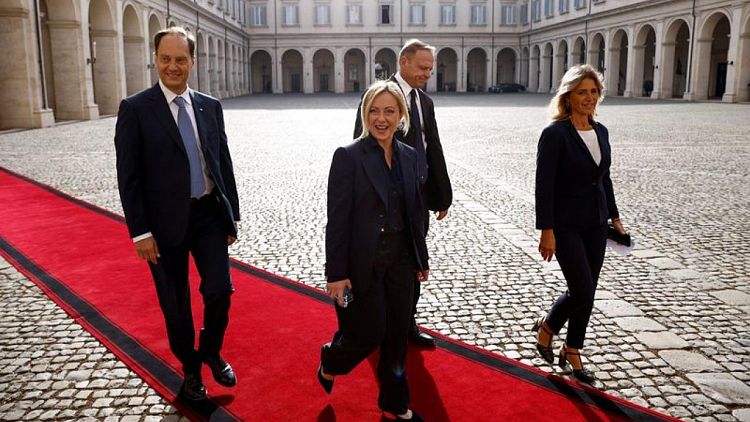 Meloni se reúne con el presidente  de Italia, lista para convertirse en primera ministra