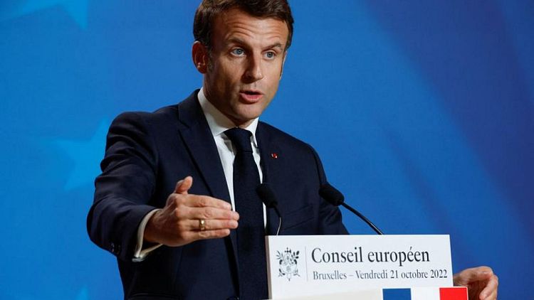 Francia sigue a otros países europeos y se retira del tratado que protege las inversiones en energía