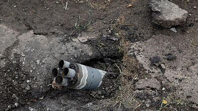 انقطاع الكهرباء في مناطق أوكرانية مع تجدد القصف الروسي للبنية التحتية