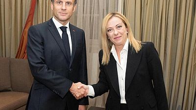 Francés Macron se reúne con nueva primera ministra italiana Meloni