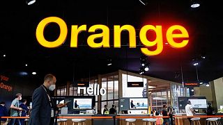 Orange vuelve a crecer en España en el tercer trimestre y confirma sus objetivos