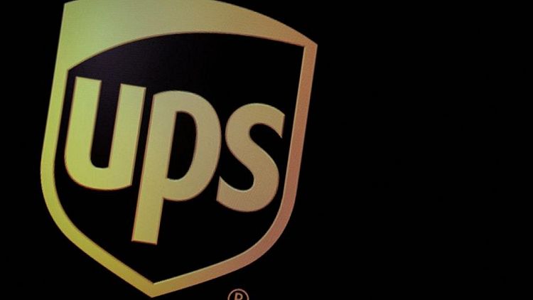UPS supera las previsiones de ganancias por alza de precios de los envíos de paquetes