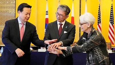 EEUU, Japón y Corea del Sur advierten una respuesta "sin precedentes" si Pionyang realiza un ensayo nuclear EEUU, Japón y Corea del Sur advierten una respuesta "sin precedentes" si Pionyang realiza un ensayo nuclear