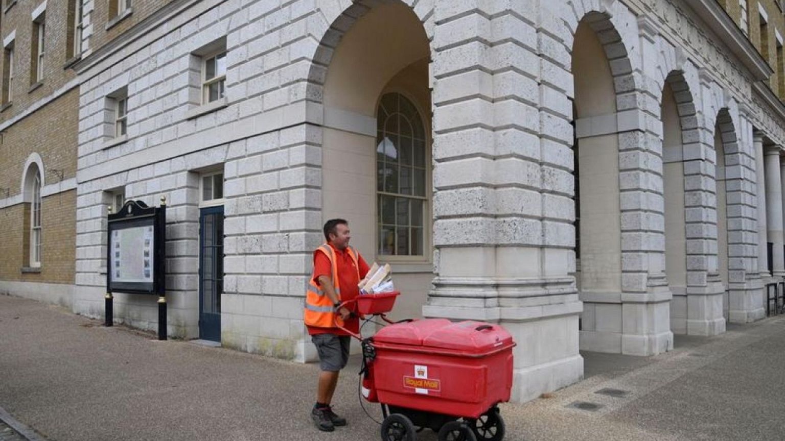 Royal Mail workers' union to strike for two days in November