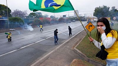 Los bloqueos de carreteras de partidarios de Bolsonaro pierden fuerza en Brasil; comienza transición de Lula