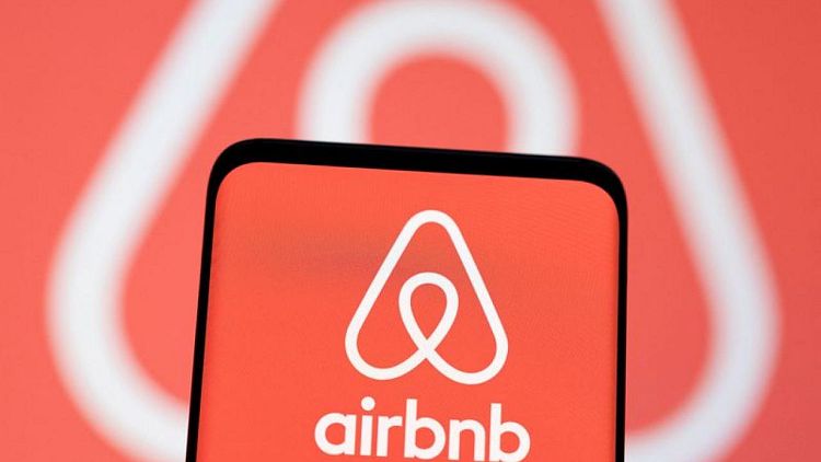 La UE quiere que Airbnb y sus competidores compartan sus datos de reservas