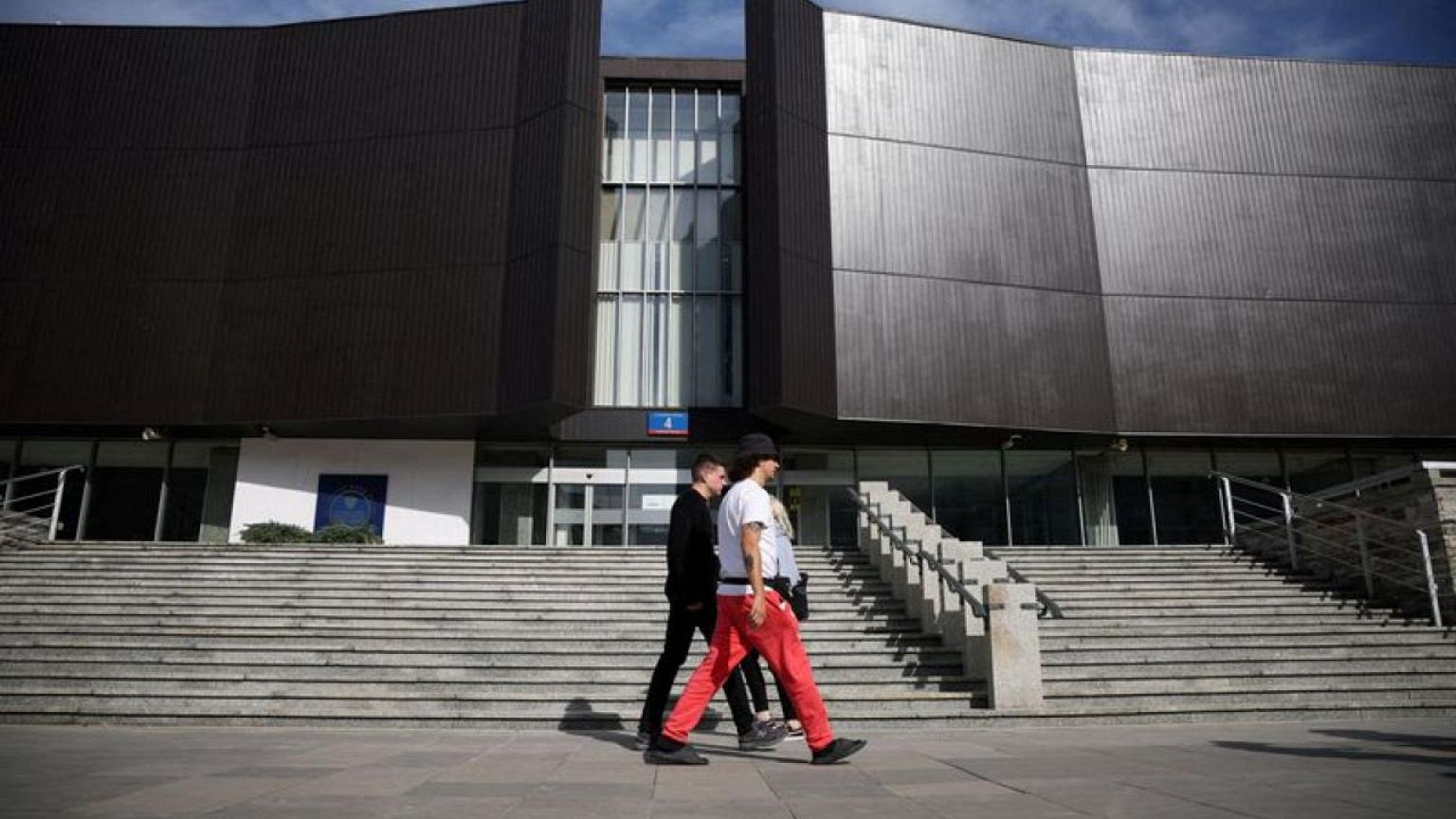 Polish inflation to return to target range in 2025, says central bank