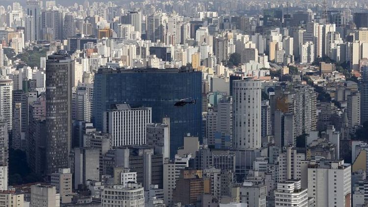 El pago récord por bonos de Brasil en 2023 destaca el mayor peso de la deuda