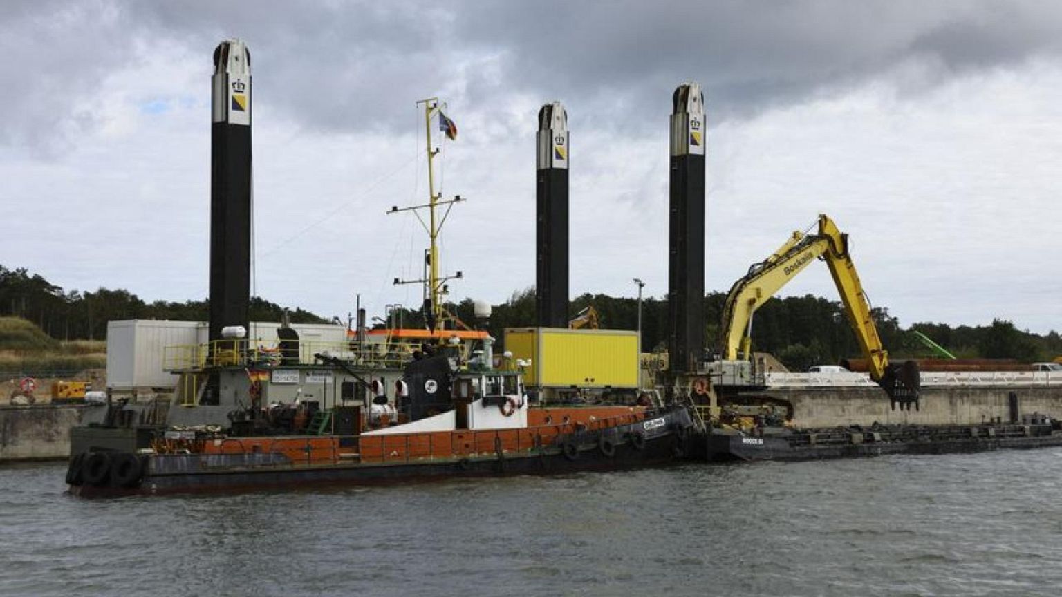 World's dash for natural gas endangers climate goals -report