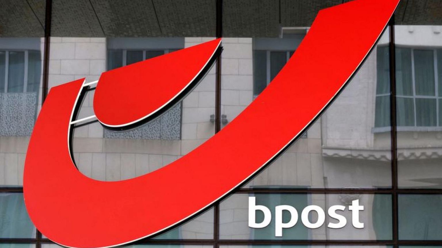 Bpost's review shows non-compliance with laws, CEO leaves